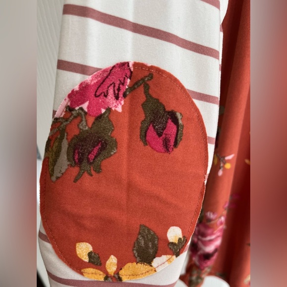 Floral  Long Sleeve Top, Women’s Size Small NWOT - Picture 4 of 5